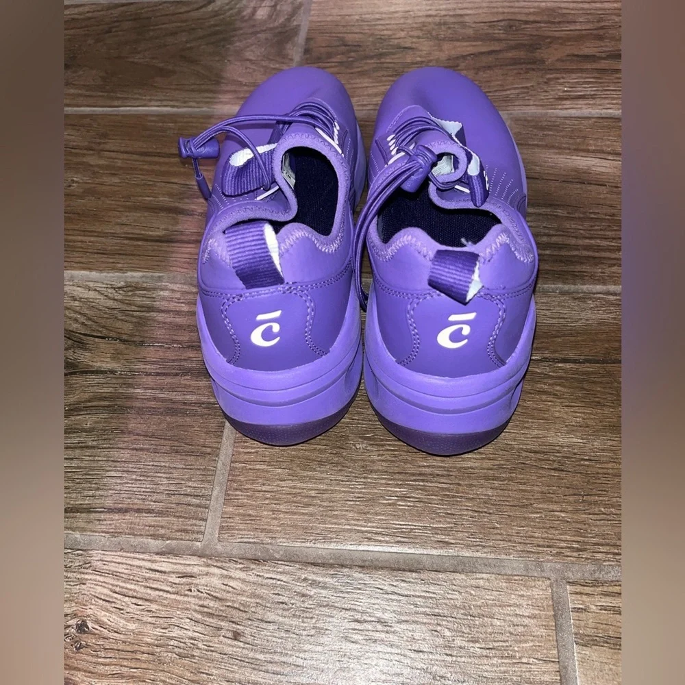 Clove Women's Classic  - Atomic Purple nursing shoes - Picture 3 of 5